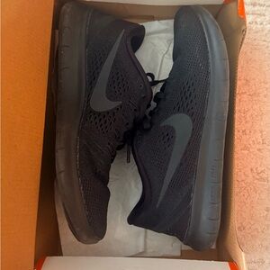 Nike Free Run Women’s Mesh Black Sneakers